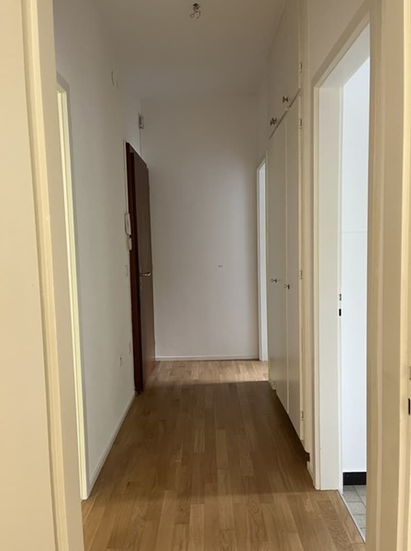 Nous louons un appartement 2.5 pièces à durée déterminée (échéance contractuelle 31.03.2027) (5)