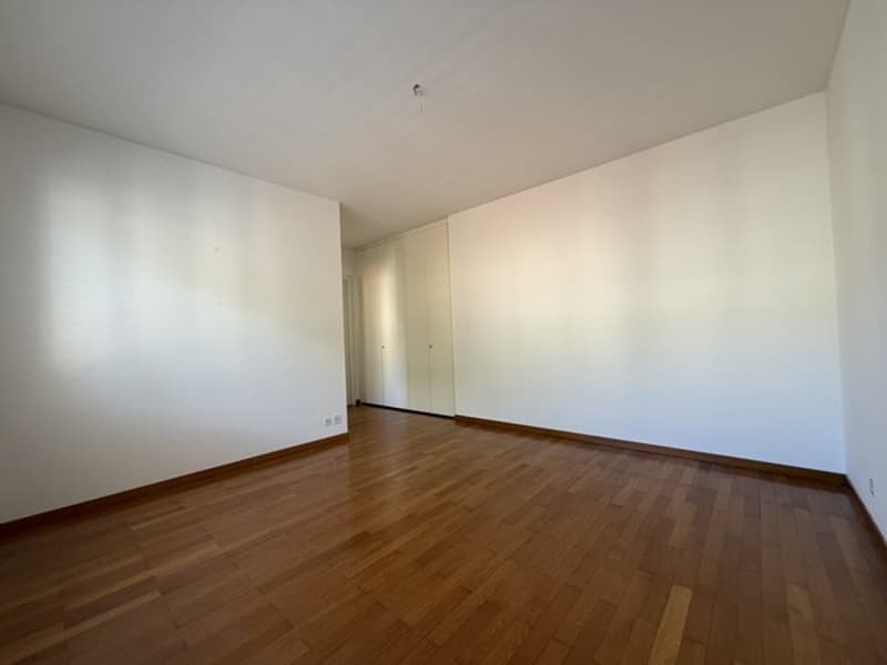 Lugano-Cassarate. Wir vermieten 3.5-Zimmer-Wohnung mit Seeblick (7)