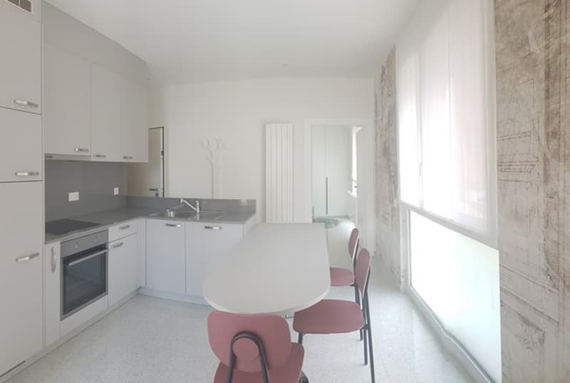 Wir vermieten eine möblierte 2½-Zimmer-Wohnung von hohem Standard (1)