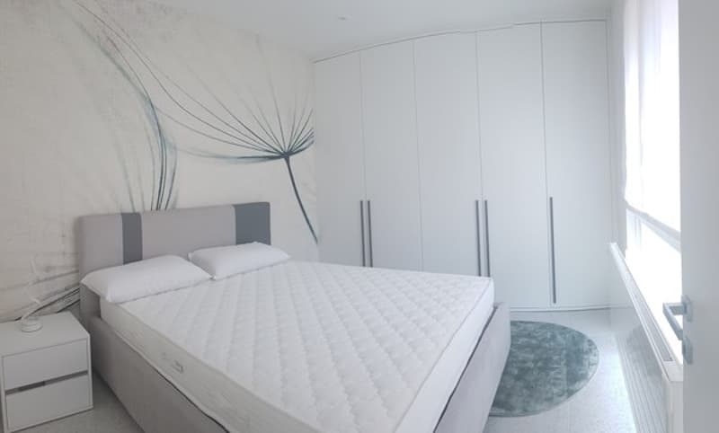 Wir vermieten eine möblierte 2½-Zimmer-Wohnung von hohem Standard (3)