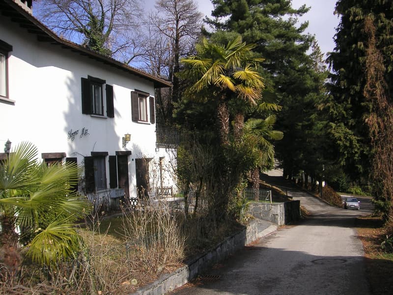 Casa bifamiliare a Carona (2)
