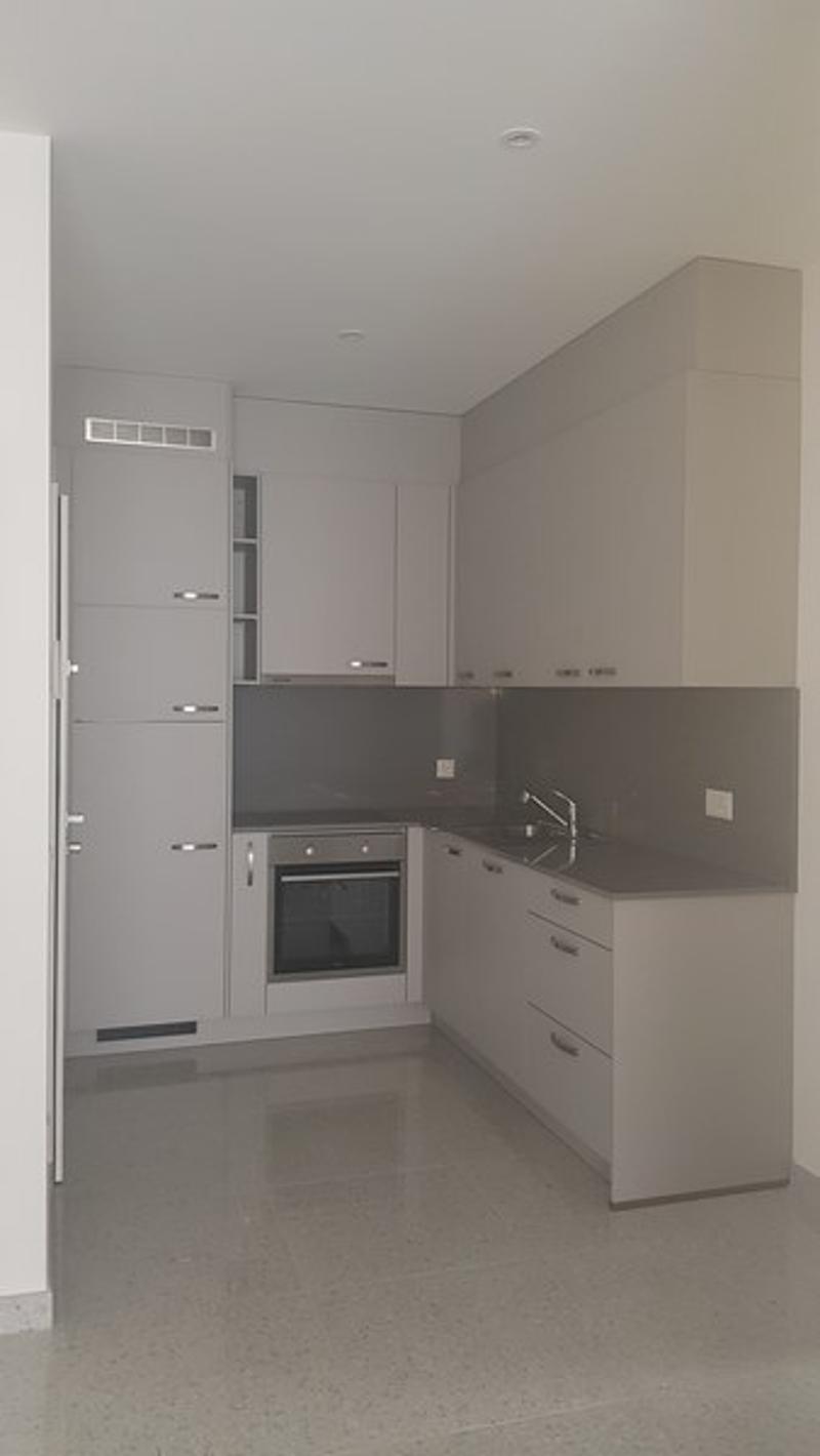 Affittiamo appartamento ammobiliato 2.5 locali (4)