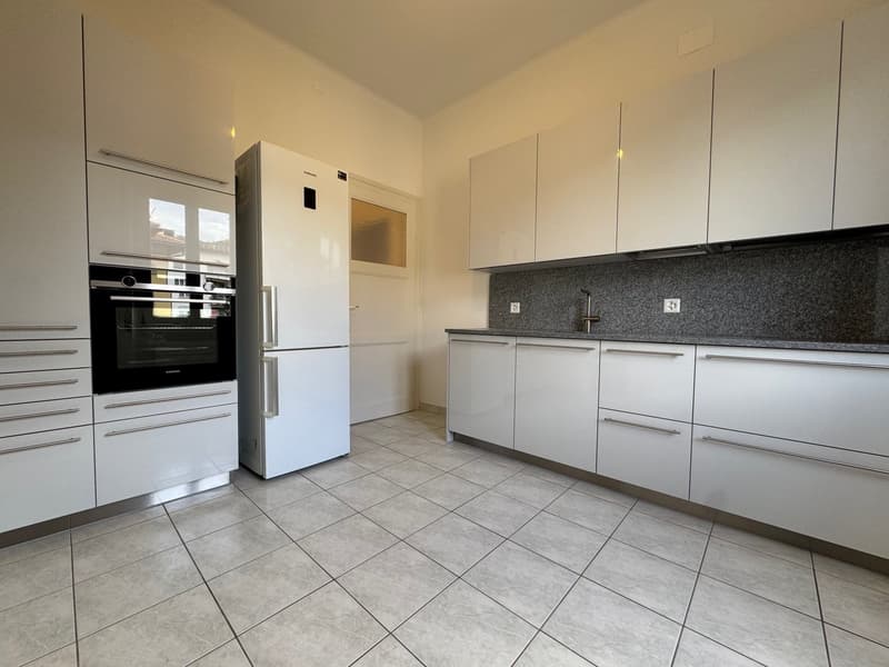 Location 5.5 pièces rénové à Massagno (8)