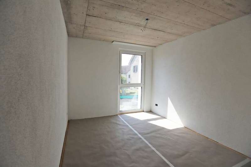 Moderne 3.5-Zimmer-Neubauwohnung mit Sitzplatz! (5)