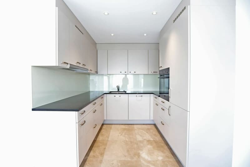 Spacious and elegantly designed apartment in a quiet and yet central location in Elsau - rent-to-own possible (5)
