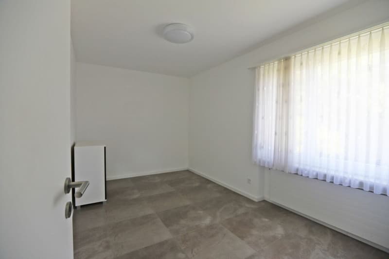 Spacious and elegantly designed apartment in a quiet and yet central location in Elsau - rent-to-own possible (10)