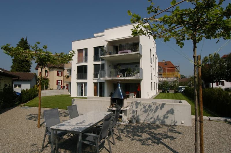 Helle 3.5-Zimmer-Wohnung im Erdgeschoss mit Gartensitzplatz! (1)