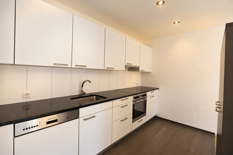 Helle 3.5-Zimmer-Wohnung im Erdgeschoss mit Gartensitzplatz! (4)