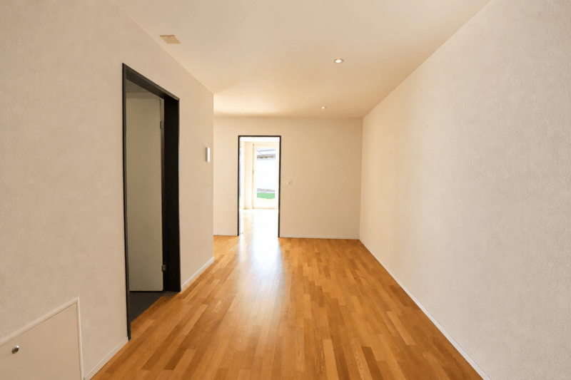 Helle 3.5-Zimmer-Wohnung im Erdgeschoss mit Gartensitzplatz! (7)