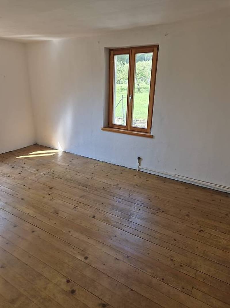 Acquarossa - Maison avec 7 pièces et grand terrain (11)