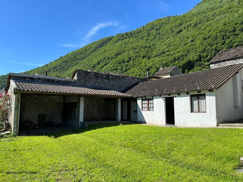 Casa bifamiliare, ottima posizione (4)