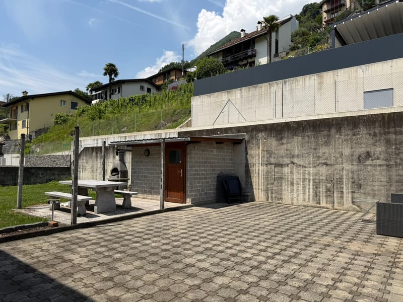 Villa mitoyenne aux dimensions généreuses (5)