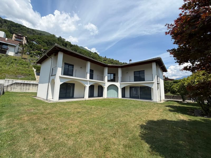 Villa mitoyenne aux dimensions généreuses (1)