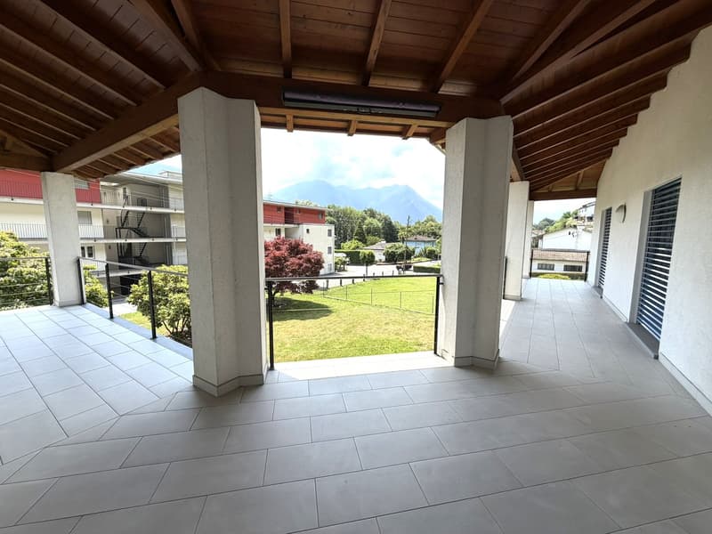 Villa mitoyenne aux dimensions généreuses (22)