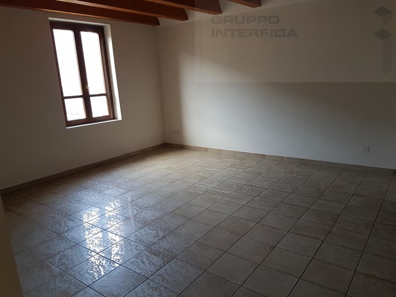 4 APPARTAMENTI 3.5 LOCALI (2)