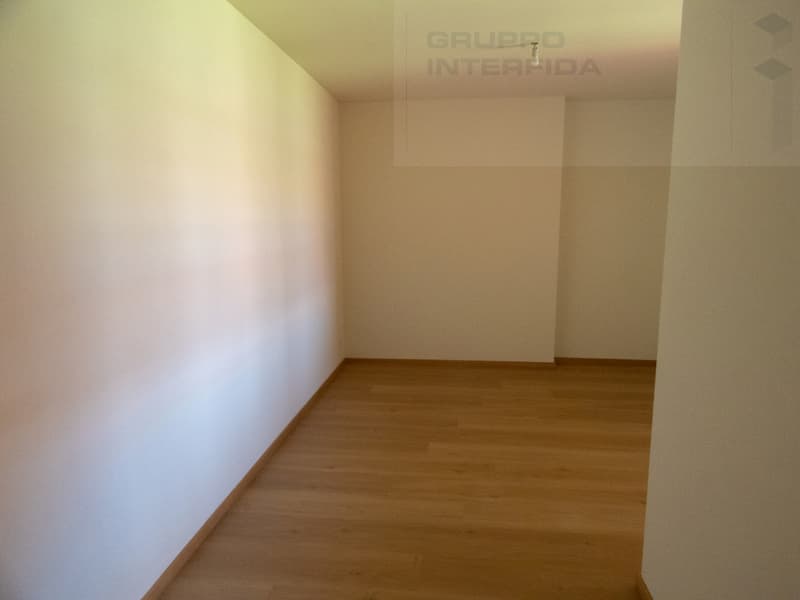 APARTMENT 3.5 ROOMS SPACIOUS AND MODERN (10)