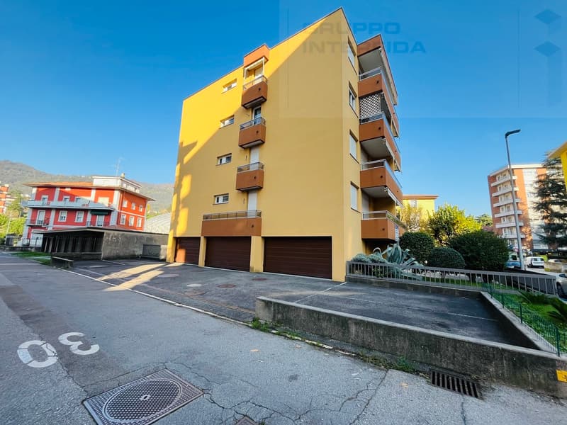 APPARTAMENTO 3.5 LOCALI PARZIALMENTE RISTRUTTURATO (13)