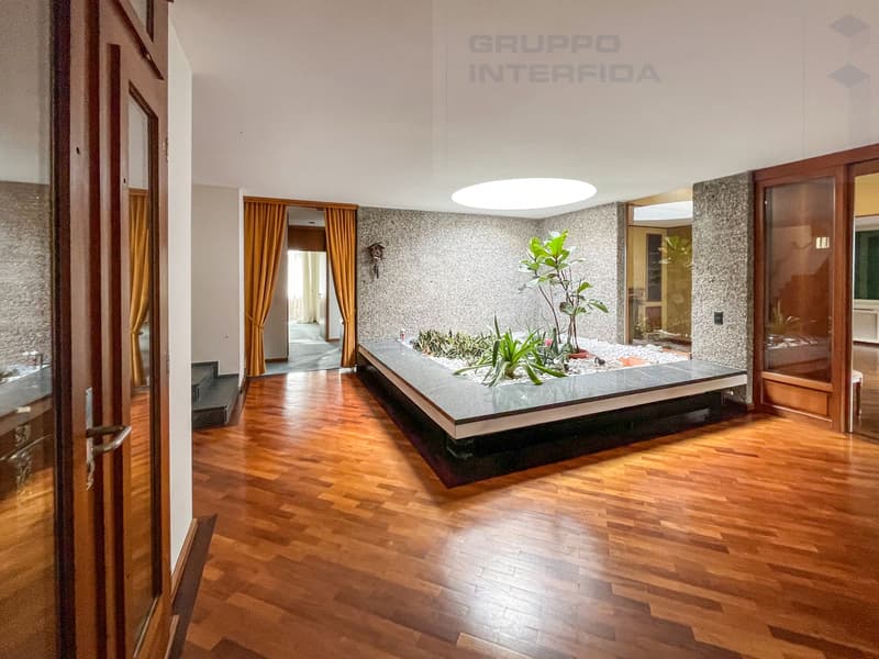 Villa contemporaine avec piscine (5)