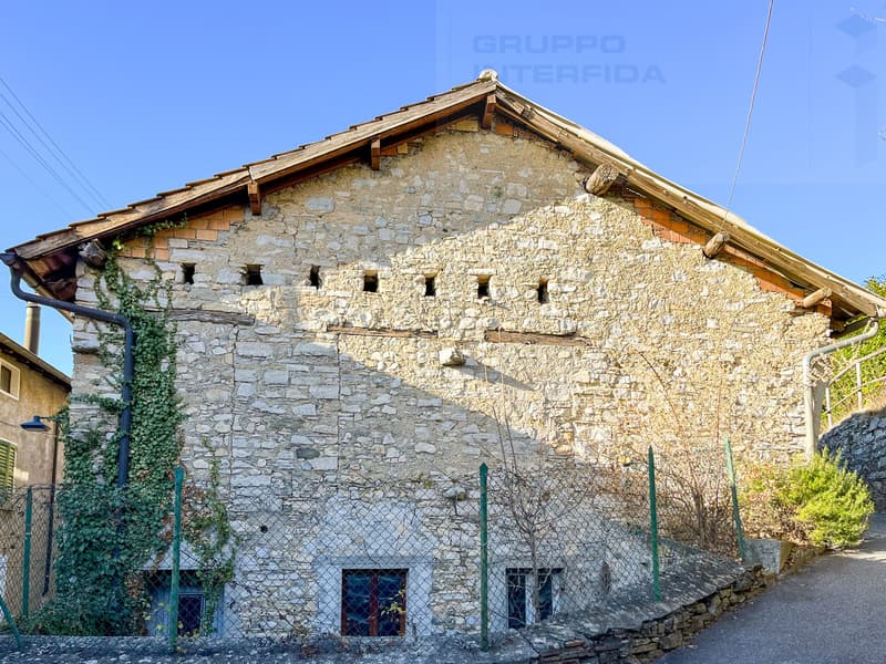 CASA DA RISTRUTTURARE (4)