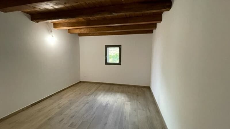 DUPLEX 4,5 LOKALE RENOVIERTE WOHNUNG (7)