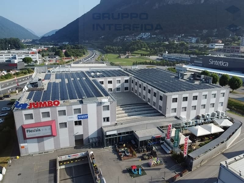 Bureaux spacieux rénovés à Mendrisio dans le quartier de Foxtown (2)