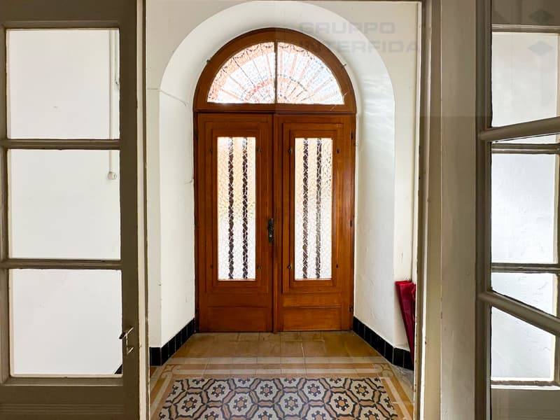 STORICA VILLA CON GIARDINO E GARAGE (3)