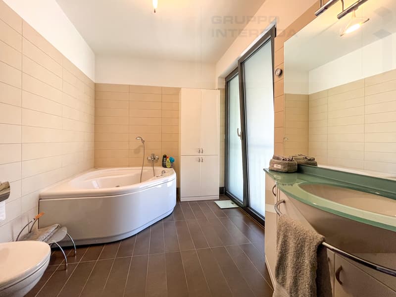 Modernes Dachgeschoss-Duplex (8)