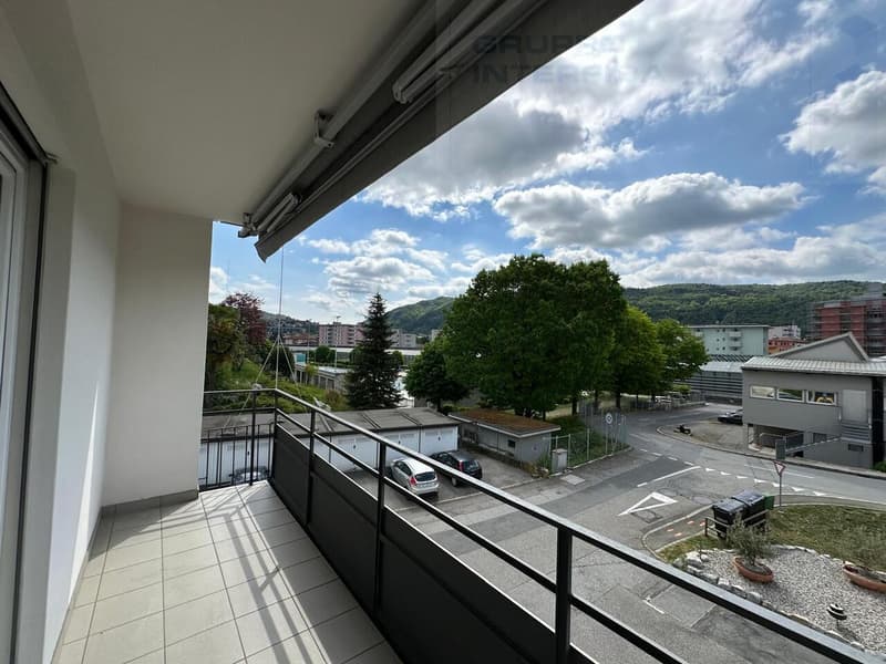 Appartement spacieux 3.5 pièces avec balcon et place de parking (4)
