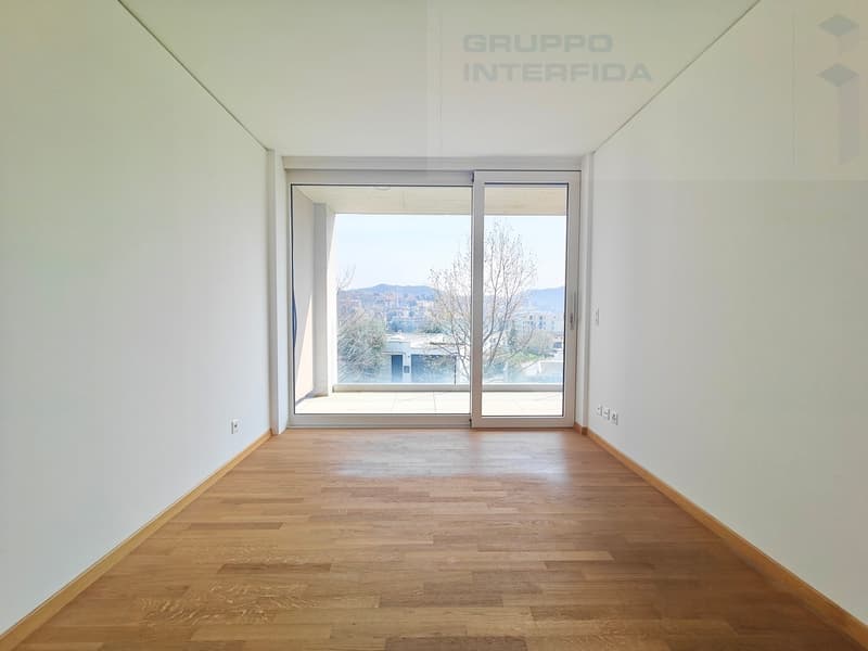MODERNO APPARTAMENTO 3.5 LOCALI CON TERRAZZA (6)