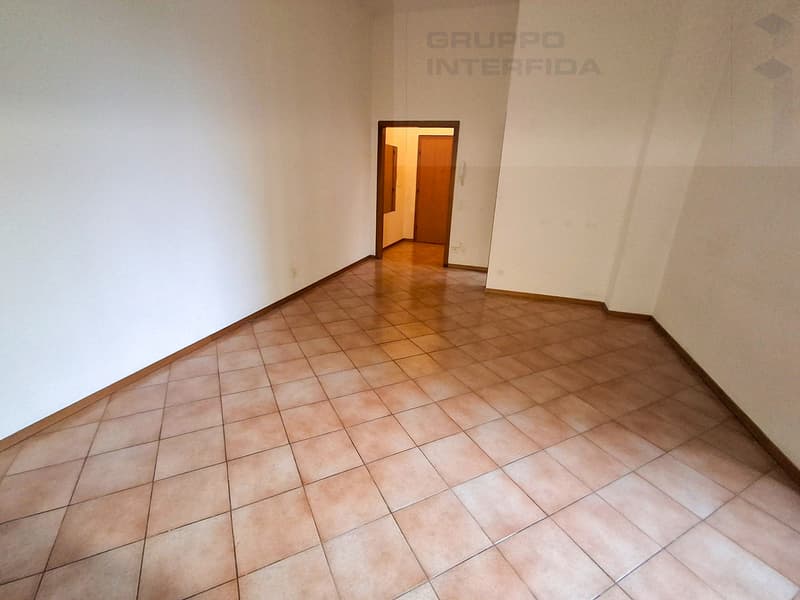 Helles Einzimmerapartment in ruhiger Hofanlage (3)