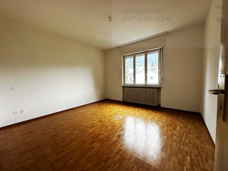 GRANDE MAISON AVEC JARDIN /SOUS-LOCATION (9)
