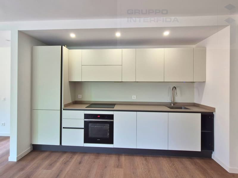 Wohnung 4.5 Zimmer ideal für Studenten (2)