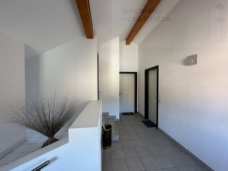 APPARTAMENTO IN CENTRO CON POSTO AUTO (1)