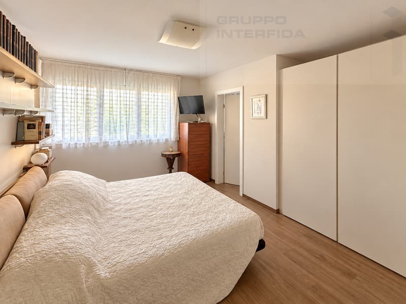 SPAZIOSO APPARTAMENTO CON GIARDINO IN CONDOMINIO SIGNORILE (6)