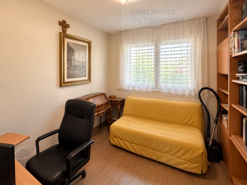 SPAZIOSO APPARTAMENTO CON GIARDINO IN CONDOMINIO SIGNORILE (9)