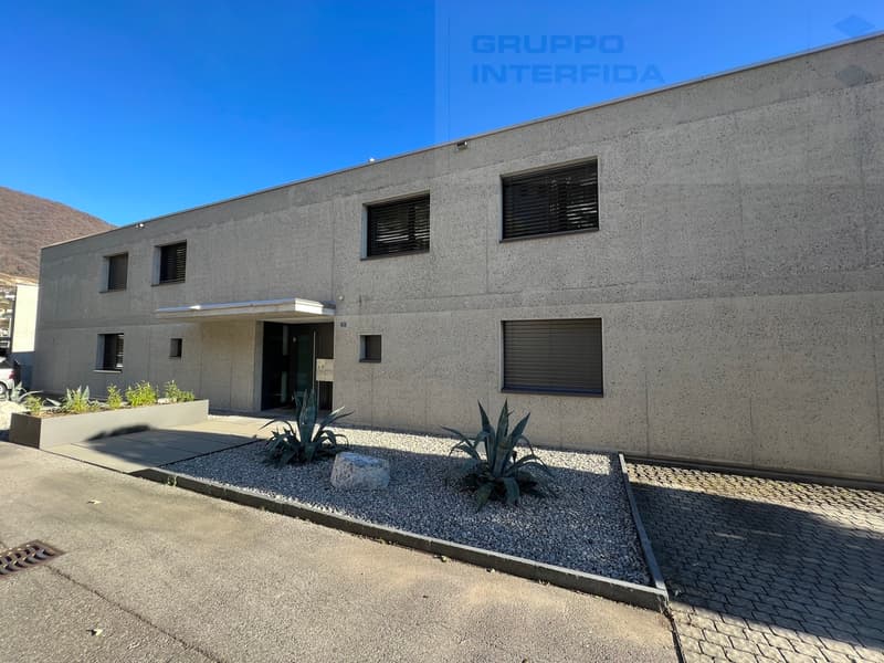 Modernes 3.5-Zimmer-Apartment mit Terrasse (2)