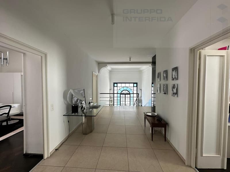 Geräumige Wohnung mit Terrasse (7)