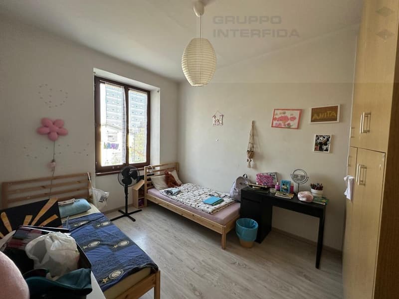 3.5 Zimmer renoviert mit Autoabstellplätzen (11)