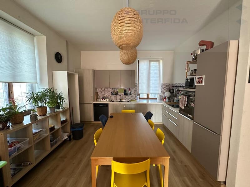 3.5 Zimmer renoviert mit Autoabstellplätzen (6)