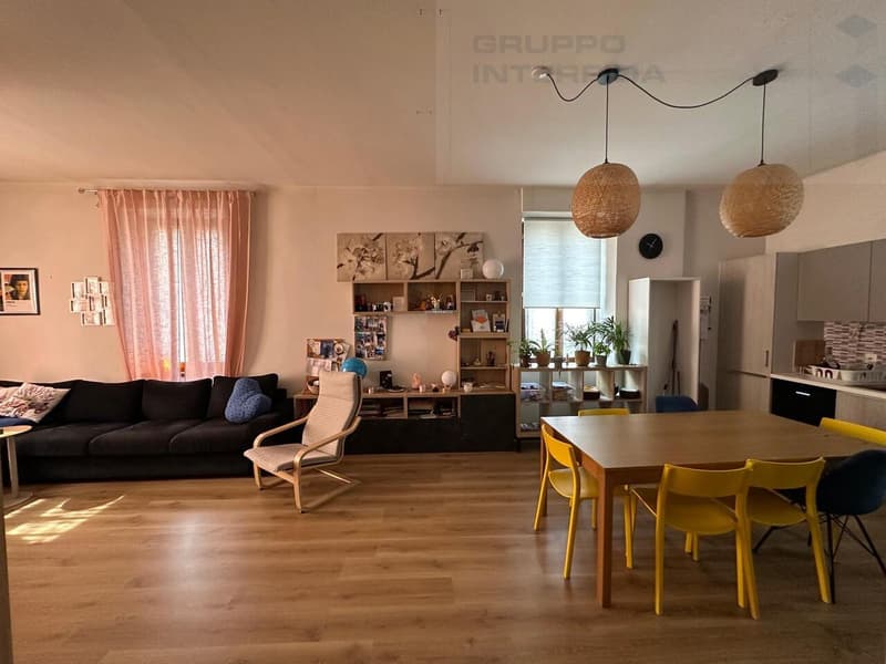 3.5 Zimmer renoviert mit Autoabstellplätzen (5)