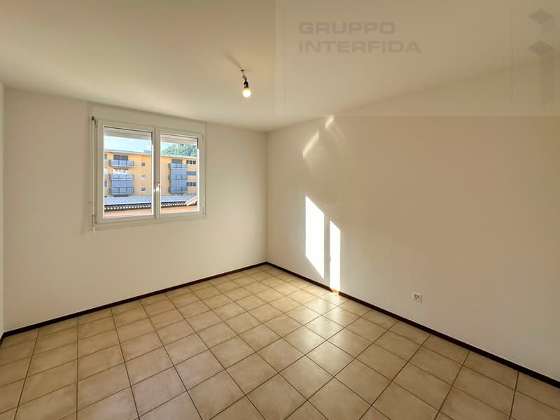 GRANDE APPARTAMENTO CON BALCONE (6)