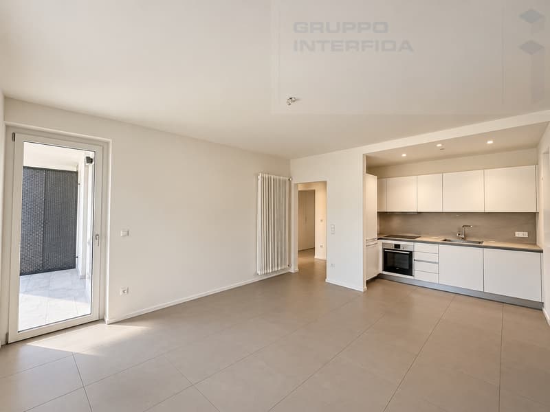 BEL 3.5 LOCALI RISTRUTTURATO CON BALCONE E POSTO AUTO (1)