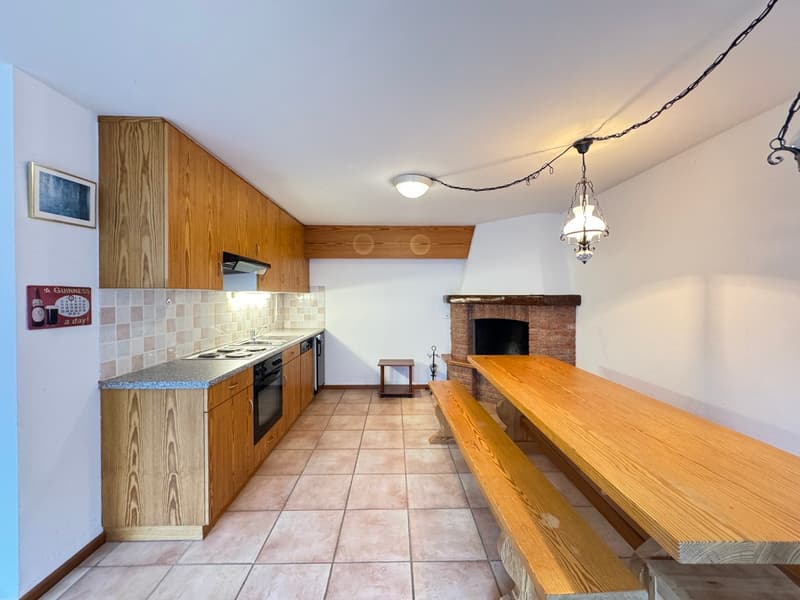 BELLA VILLA BIFAMILIARE 5.5 LOCALI (13)
