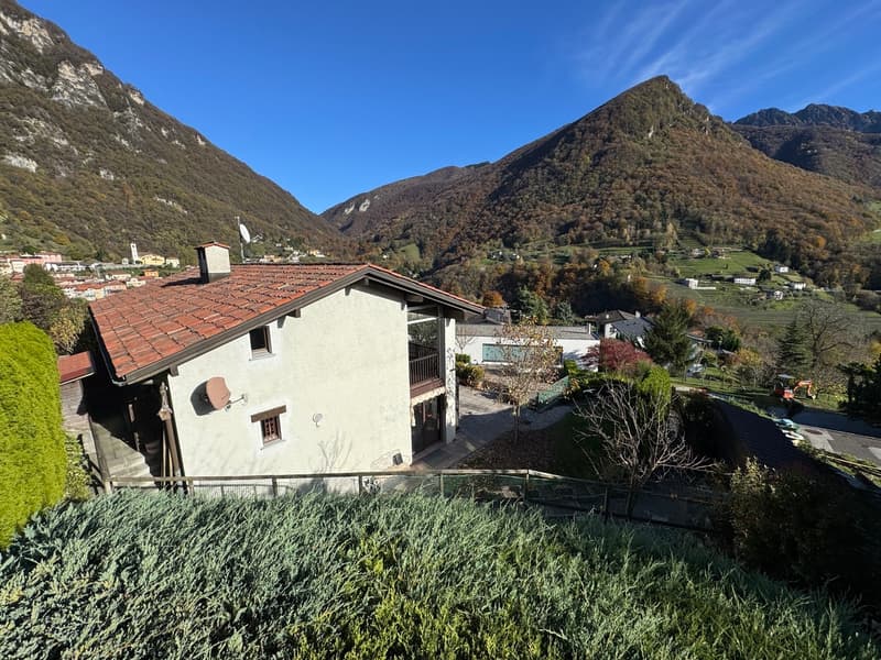 PORZIONE DI CASA BIFAMILIARE CON VISTA SPETTACOLARE (3)