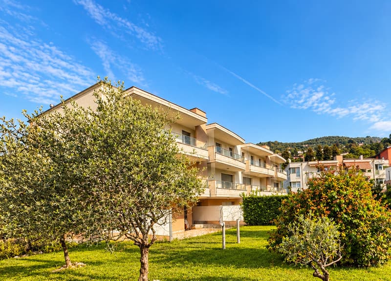 MODERNO E COMODO APPARTAMENTO IN RESIDENZA VILLA IVY (1)
