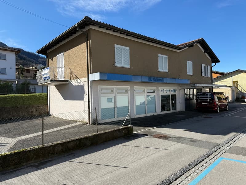 Maison de 4,5 pièces avec grand garage et places de parking (4)