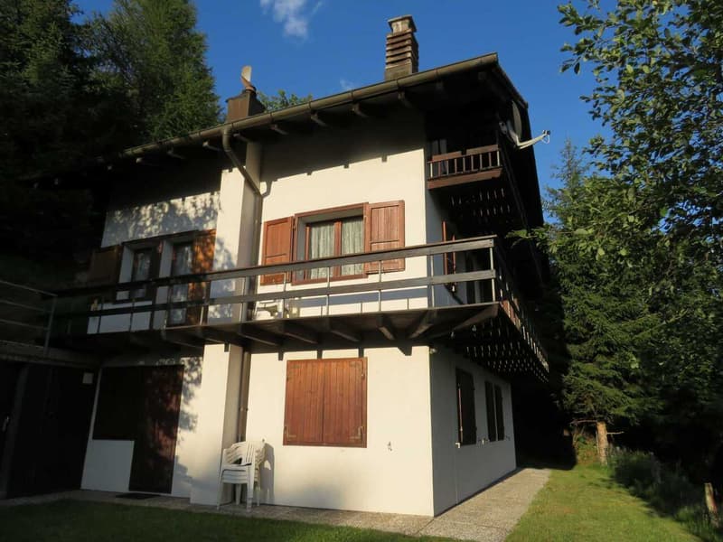 APPARTAMENTI IN CHALET (3)