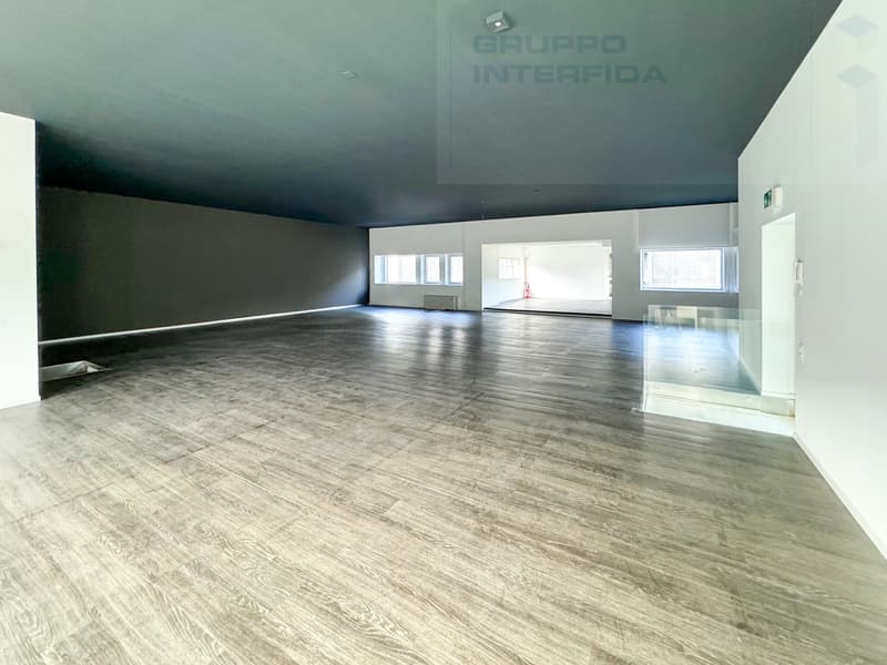 GRAND ESPACE COMMERCIAL OPEN SPACE (1)