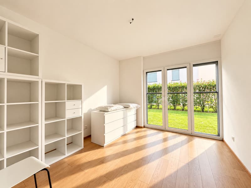 APPARTAMENTO 4.5 LOCALI CON AMPIO GIARDINO (7)