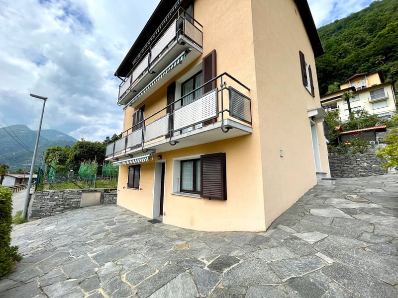 CASA CON DUE APPARTAMENTI (12)
